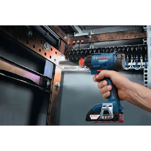 Pack de 6 outils 18 V (GSR28/GBH21/GWS7/GKS57/GST18/GDX18) + 4 batteries 4 Ah + chargeur + diable BOSCH photo du produit Secondaire 8 L