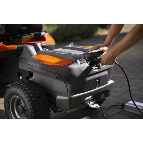 Chargeur 900 W PS 900C pour tondeuses autoport&eacute;es R200IX HUSQVARNA 538899801 photo du produit Secondaire 1 L