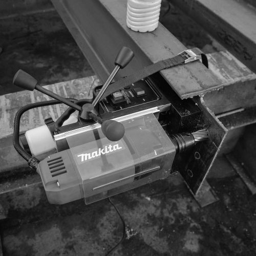 Perceuse magnétique 1050W 35 mm - MAKITA - HB350 pas cher Secondaire 13 L