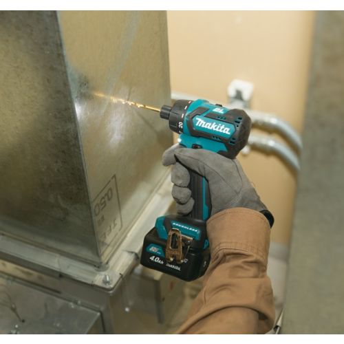 Perceuse-visseuse 12 V + 2 batteries CXT 2 Ah + chargeur + coffret synthétique - MAKITA - DF032DSAE photo du produit Secondaire 3 L