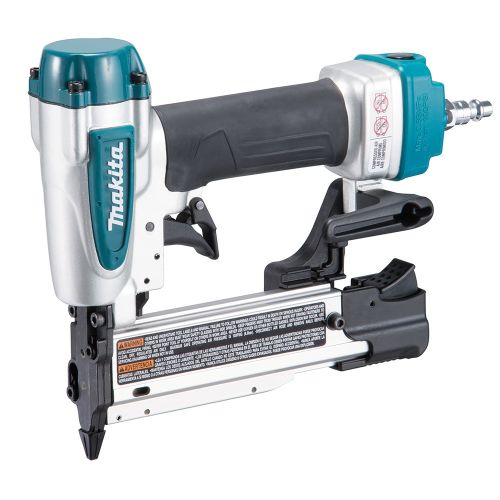 Cloueur pneumatique 8,3 bar 35 mm en boîte en carton MAKITA AF353 photo du produit