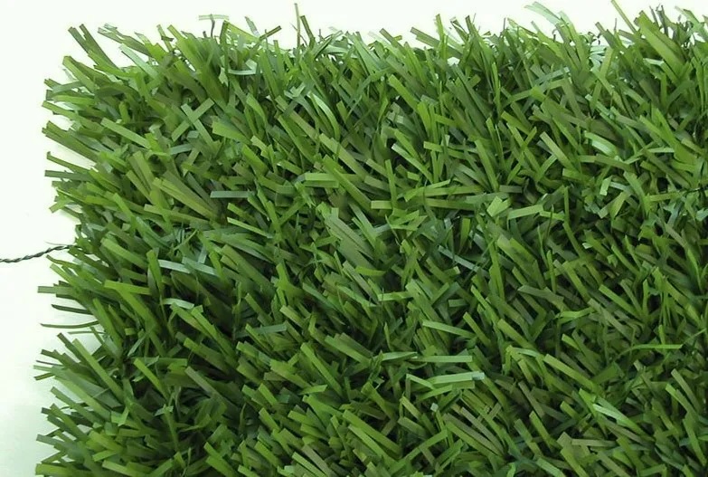 Haie Alpha 147 brins verts 100% occultant 1M X 3M