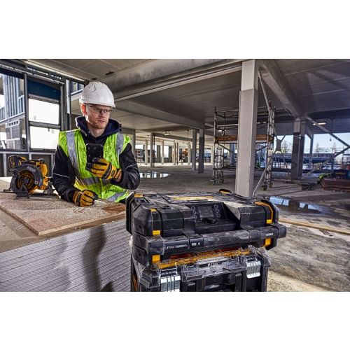 Radio TSTAK XR 18 V Connectée (sans chargeur ni batterie) DEWALT DWST1-81078-QW photo du produit Secondaire 26 L