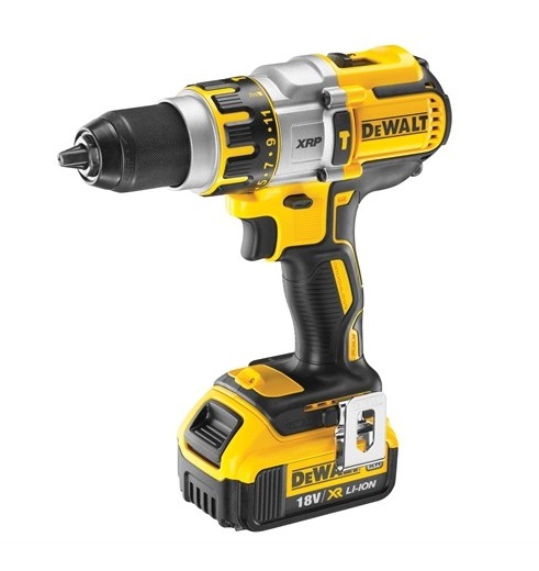 DEWALT Perceuse-visseuse &agrave; percussion 18V + 2 batteries 4 Ah + chargeur  DCD995M2 