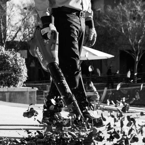 Souffleur 2x18V (sans batterie ni chargeur) en boite carton - MAKITA - DUB362Z pas cher Secondaire 5 L