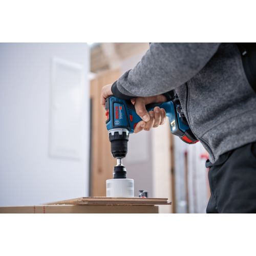 Perceuse visseuse 18 V GSR 18V-90 C + 2 batteries GBA 4 Ah + chargeur en coffret L-BOXX BOSCH 06019K6003 photo du produit Secondaire 7 L