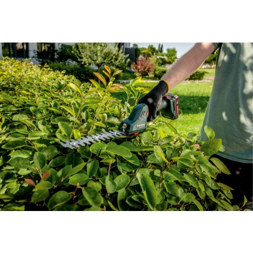 Sculpte-haie 18V SGS 18 LTX Q (sans batterie ni chargeur) en coffret METABOX METABO 601609840 photo du produit Secondaire 9 L