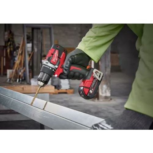 Perceuse-visseuse 18 V M18 CBLDD-502C + 2 batteries 5 Ah + chargeur + coffret MILWAUKEE 4933464556 photo du produit Secondaire 1 L