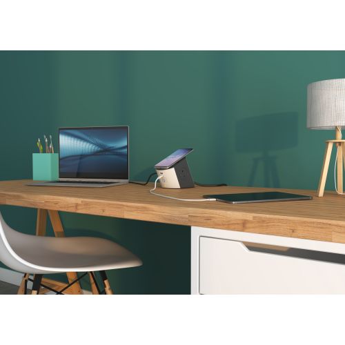 Multiprise station de charge 2x2P+T Surface avec sans fils induction, prise USB Type-A et Type-C et cordon blanc/gris foncé LEGRAND 049412 photo du produit Secondaire 2 L