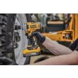 Boulonneuse à chocs 1/2'' 18 V XR BRUSHLESS 812 Nm + 2 batteries + chargeur + coffret TSTAK DEWALT DCF891H2T-QW photo du produit Secondaire 5 S