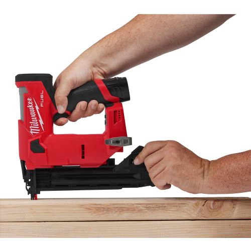 Cloueur de finition droit 12 V M12 FUEL M12 FCN18GS-0X calibre 18 (sans batterie ni chargeur) + coffret HD BOXMILWAUKEE TOOL 4933493354 photo du produit Secondaire 9 L