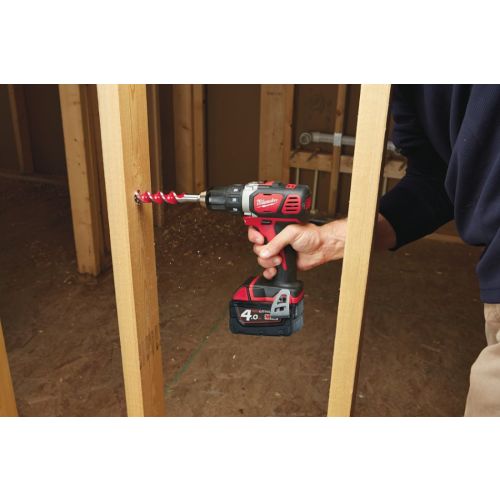 Perceuse, visseuse compacte professionnelle MILWAUKEE M18 (sans chargeur ni  batterie) 