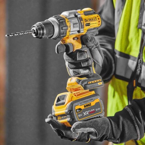 Perceuse Dewalt 20v. avec batterie lithium et chargeur - Le Marché aux Puces