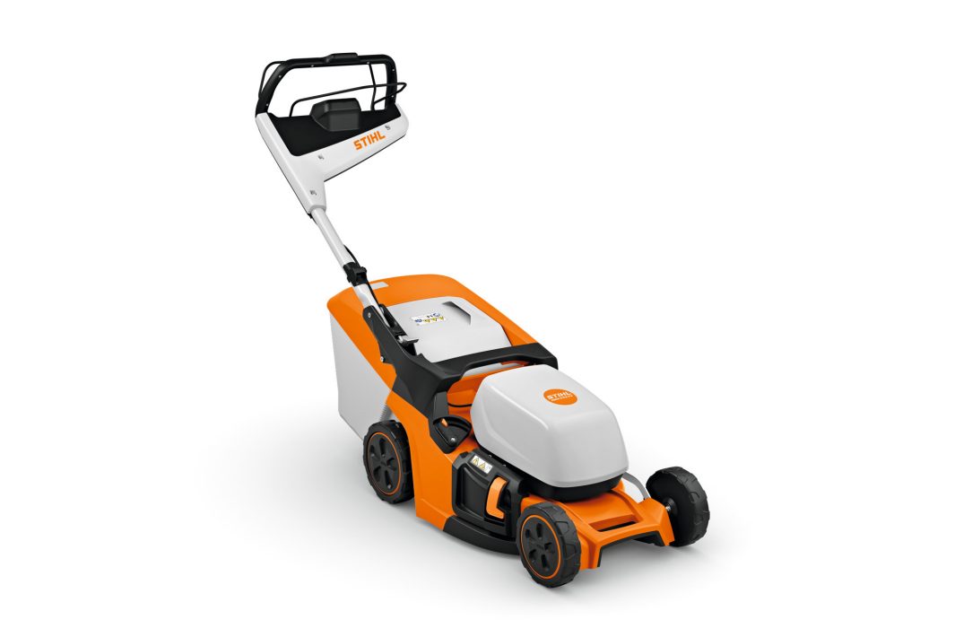 STIHL Tondeuse batterie  RMA 443.3PV NU