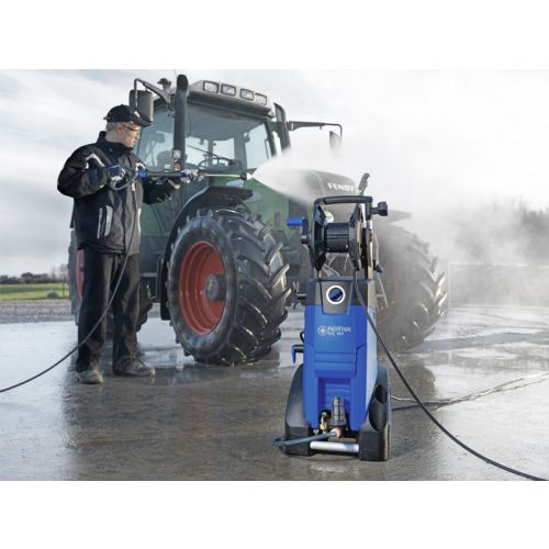 Nettoyeur haute pression eau froide 4 kW MC 4M-180/740 XT 230-400/3/50 NO NILFISK 107146411 photo du produit Secondaire 1 L