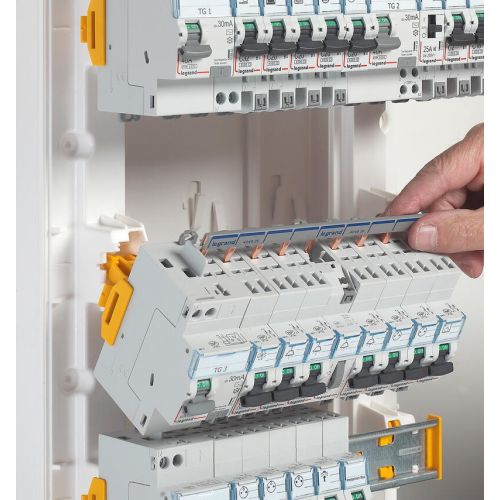 Coffret DRIVIA 13 modules IP30 IK05 blanc 4 rangées LEGRAND 401214 photo du produit Secondaire 2 L