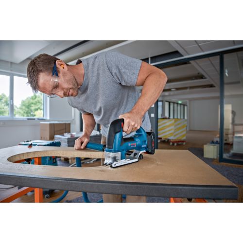 Scie sauteuse 18 V 18V-155 BC + 2 batteries ProCore 4 Ah + chargeur en coffret L-BOXX BOSCH 06015B1002 photo du produit Secondaire 7 L