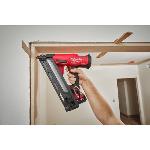 Cloueur de finition 18 V M18 FN15GA-0X (sans batterie ni chargeur) + HD BOX MILWAUKEE 4933478091 photo du produit Secondaire 6 L