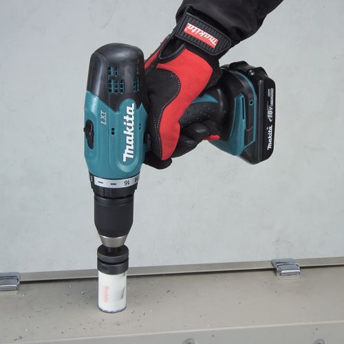 Perceuse visseuse LXT 18 V avec kit d'accessoires + 2 batteries 3 Ah + chargeur + coffret MAKITA DDF453SFX1 photo du produit Secondaire 5 L