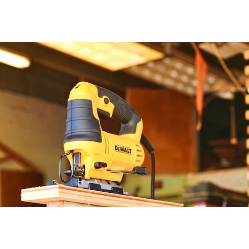 Scie sauteuse 650 W à poignée supérieure DEWALT DWE349-QS photo du produit Secondaire 6 L