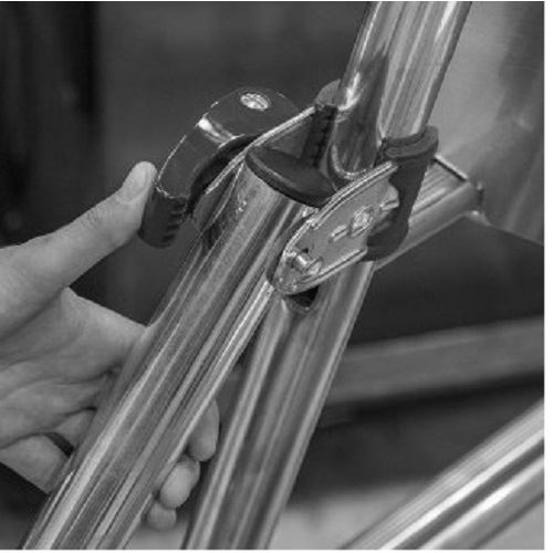 Plateforme à garde-corps fixe PROFORT 2 marches - TUBESCA-COMABI - 2272512 pas cher Secondaire 3 L