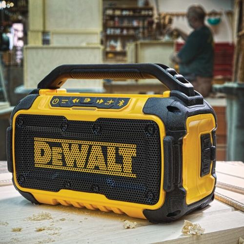 Enceinte Bluetooth 10,8 / 18 / 54 V (sans batterie ni chargeur) DEWALT DCR011-XJ photo du produit Secondaire 4 L