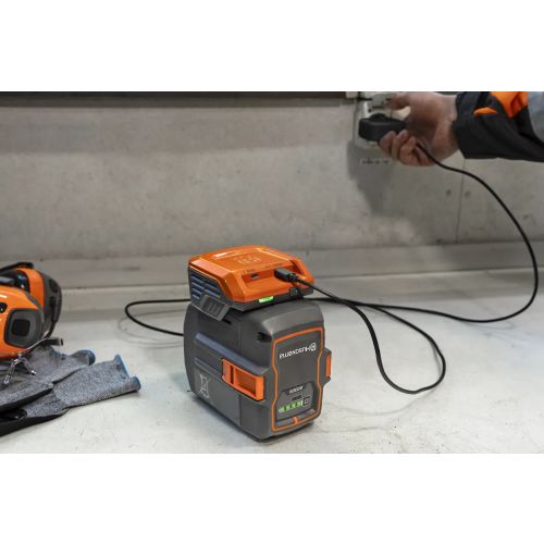 Chargeur à batterie 40-USB150X HUSQVARNA 970722501 photo du produit Secondaire 2 L