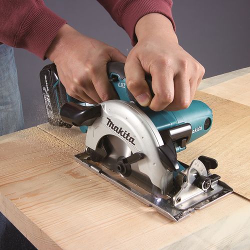 Scie circulaire 18 V LXT D136 mm (sans batterie ni chargeur) MAKITA DSS501Z photo du produit Secondaire 2 L