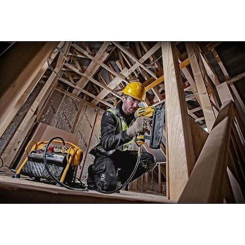 Cloueur pointes brads pneumatique 18 GA DEWALT DPN1850-XJ photo du produit Secondaire 4 L