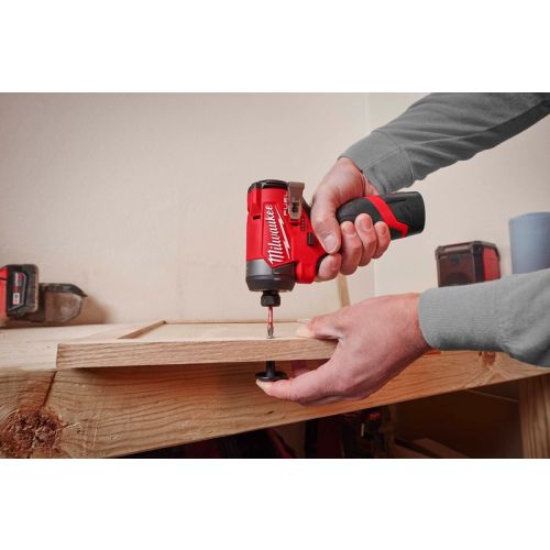 Visseuse à chocs compacte hexagonal 1/4'' 12 V M12 FID2-202X + 2 batteries 2 Ah + chargeur + HD BOX MILWAUKEE 4933479877 photo du produit Secondaire 12 L