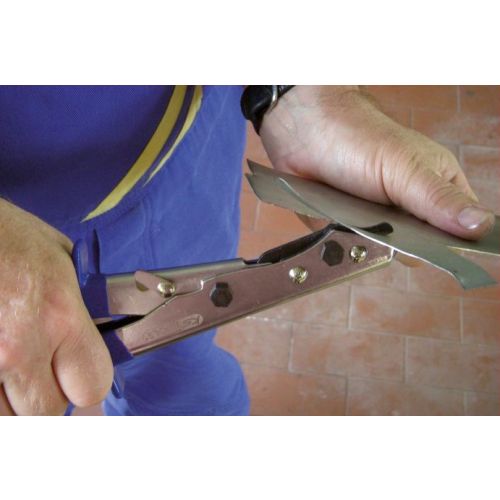 Grignoteuse pour des tôles jusqu'à 1,2 mm KS TOOLS 140.2175 photo du produit Secondaire 3 L