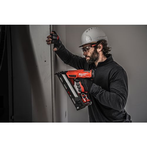 Cloueur de finition 18 V M18 FN15GA-0X (sans batterie ni chargeur) + HD BOX MILWAUKEE 4933478091 photo du produit Secondaire 4 L