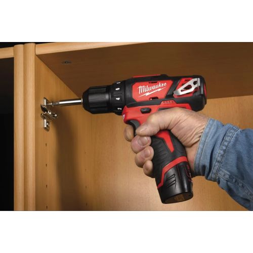 Perceuse-visseuse 12 V M12 BDD-202C + 2 batteries 2 Ah + chargeur en coffret MILWAUKEE 4933441915 photo du produit Secondaire 1 L