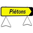 Panneau de signalisation de direction rectangulaire 1000x300mm 'Piétons' - TALIAPLAST - 526013 pas cher