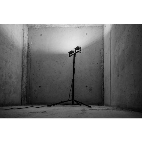 2 projecteurs de chantier LED 20W JARO avec trépied 3060 T 3m H07RN-F 3G1,0 - BRENNENSTUHL - 1171250444 pas cher Secondaire 6 L