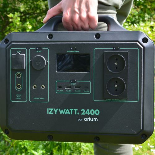 Pack station énergie portative IZYWATT 2400 + panneau solaire cadré 315W - ORIUM - 39222 pas cher Secondaire 16 L