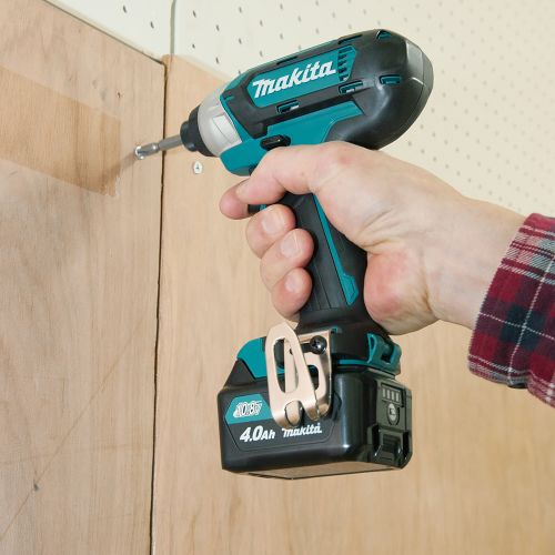 Visseuse à chocs CXT 12 V + 2 batteries 2 Ah + chargeur MAKITA TD110DWAE photo du produit Secondaire 4 L