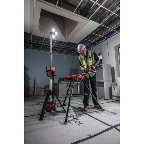 Projecteur trépied High Output M18 HOSALC-0 avec chargeur intégré - MILWAUKEE - 4933478116 photo du produit Secondaire 5 L
