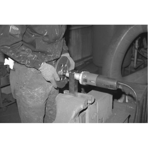 Meuleuse droite 750W - MAKITA - GD0800C pas cher Secondaire 2 L