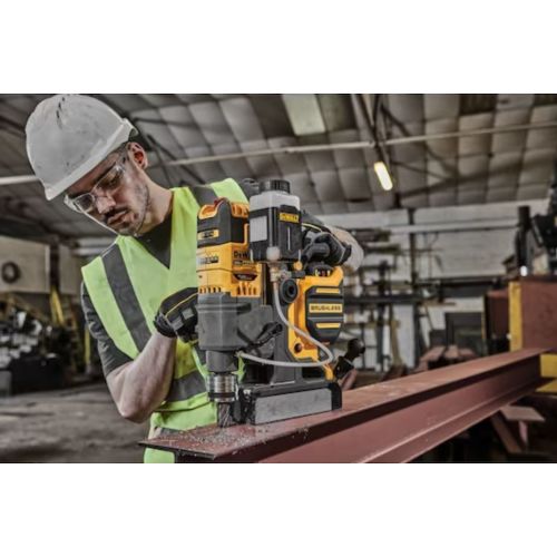 Perceuse magnétique 18 V XR ADVANTAGE + 2 batteries 9 Ah + chargeur + coffret DEWALT DCD1623X2G-QW photo du produit Secondaire 3 L