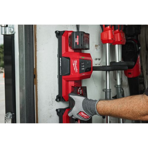 Super chargeur mobile 18V M18 MDBSC double baie MILWAUKEE 4932498557 photo du produit Secondaire 6 L