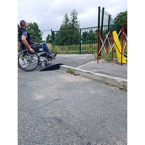 Rampe mobile en polyéthylène accès PMR VISO ADJ1100 photo du produit Secondaire 3 L