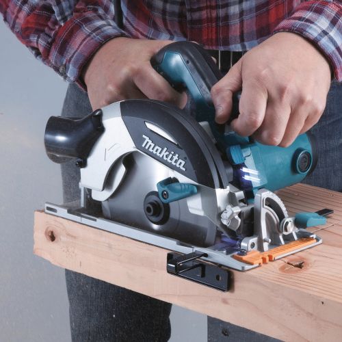 Scie circulaire 1100 W 165 mm MAKITA HS6101J photo du produit Secondaire 2 L