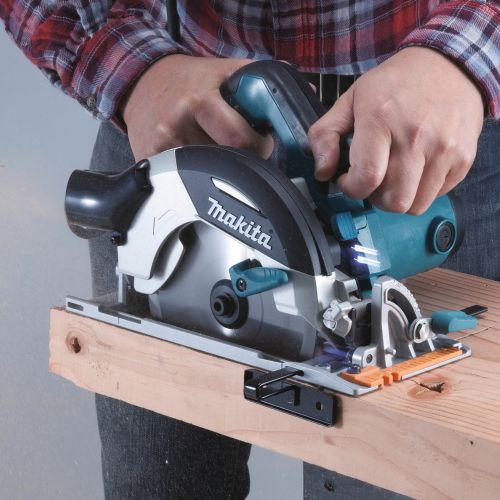 Scie circulaire 1100 W 165 mm MAKITA HS6101J photo du produit Secondaire 1 L