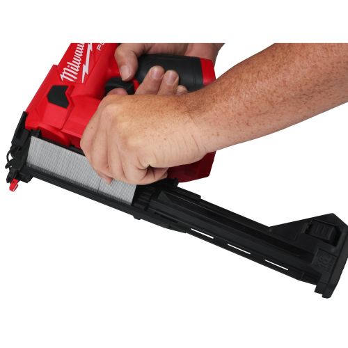 Cloueur de finition droit 12 V M12 FUEL M12 FCN18GS-0X calibre 18 (sans batterie ni chargeur) + coffret HD BOXMILWAUKEE TOOL 4933493354 photo du produit Secondaire 6 L