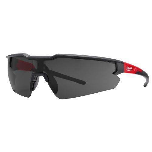 Lunette de s&eacute;curit&eacute; l&eacute;g&egrave;re et teint&eacute; MILWAUKEE 4932471882 photo du produit Secondaire 3 L