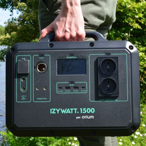 Pack station énergie portative IZYWATT 1500 + 2 panneaux solaires 315W pliants cadrés - ORIUM - 39224 pas cher Secondaire 16 L