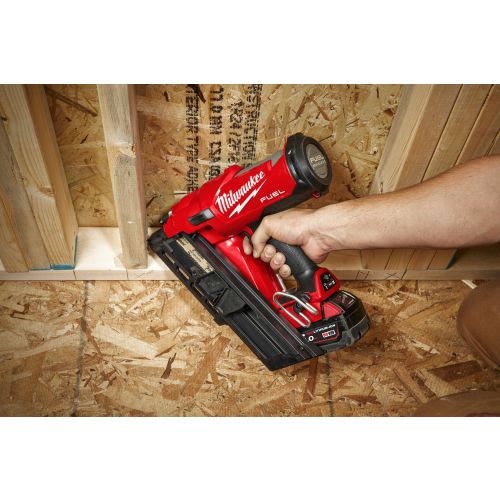 Cloueur de charpente 18 V M18 FFN-502C + 2 batteries 5 Ah + chargeur rapide + coffret MILWAUKEE 4933471404 photo du produit Secondaire 4 L