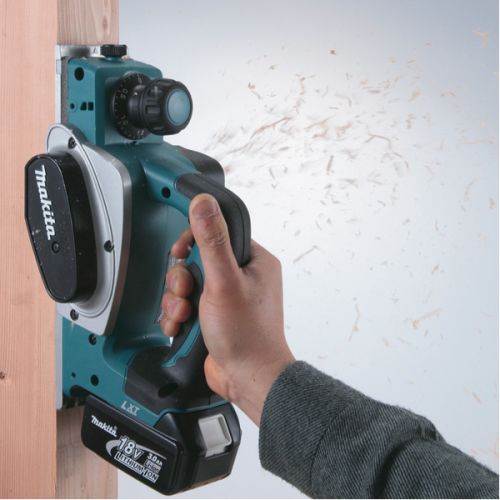 Rabot 18 V LXT + 2 batteries 5 Ah + chargeur + coffret MAKPAC MAKITA DKP180RTJ photo du produit Secondaire 7 L