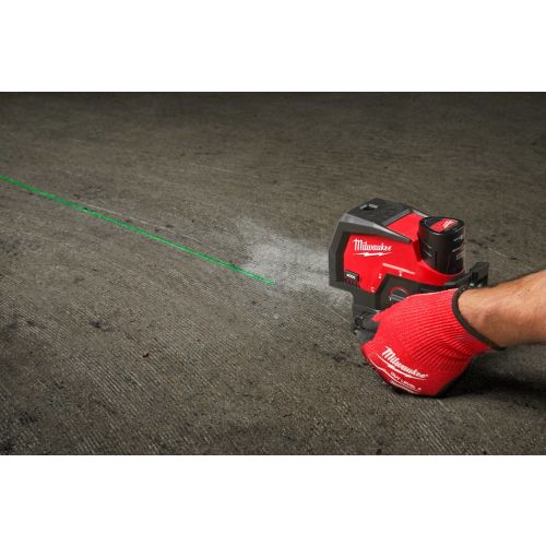 Laser vert 2 lignes avec aplmob 12 V M12 CLLP-301C + batterie 3 Ah + chargeur en coffret MILWAUKEE 4933478100 photo du produit Secondaire 20 L